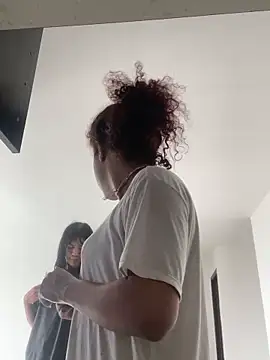 Snapshot of zahrivk1 chatting on March 2025 07:38:02 PM zahrivk1 online show from March 2025 07:38:02 PM