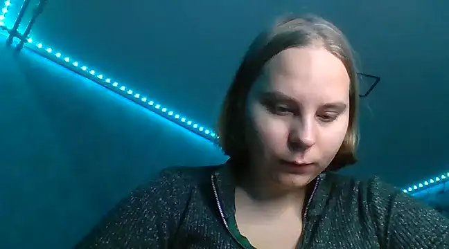 Thalia  Star online show from December 2024 05:05:02 AM