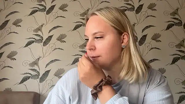 Thalia  Star online show from September 2025 10:19:01 AM