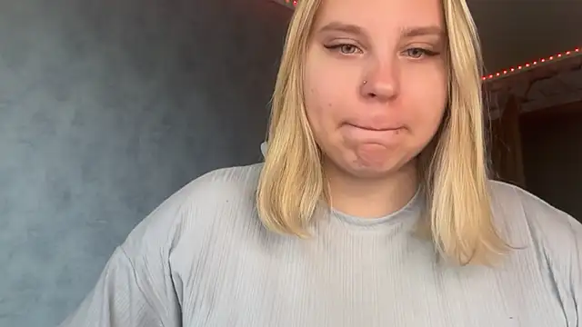 Thalia  Star online show from October 2025 09:21:02 AM