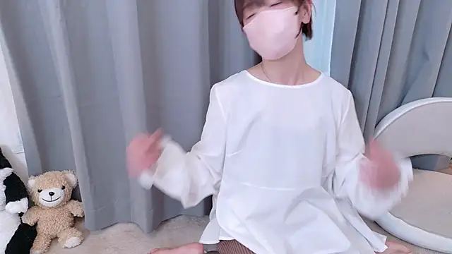 Risa 06 online show from December 2025 06:09:01 AM