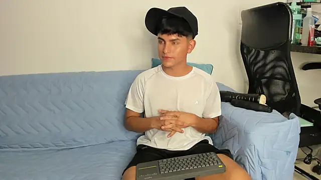 Snapshot of Lyam_ap chatting on January 2025 07:25:02 AM Lyam ap online show from January 2025 07:25:02 AM