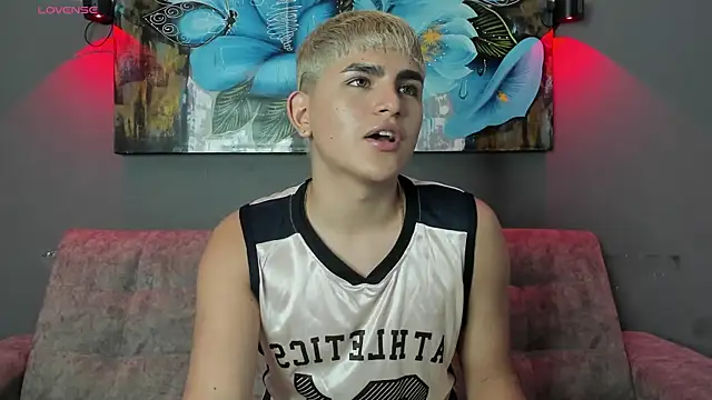 Snapshot of Lyam_ap chatting on October 2025 07:10:02 PM Lyam ap online show from October 2025 07:10:02 PM