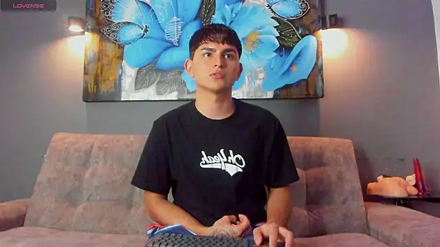 Snapshot of Lyam_ap chatting on December 2025 07:58:02 AM Lyam ap online show from December 2025 07:58:02 AM