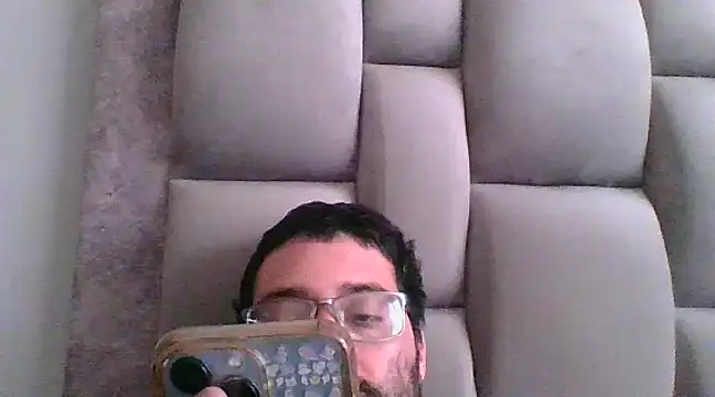 andresrmv69 online show from January 2025 08:39:01 PM