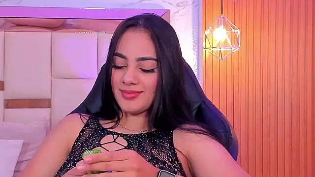 mallie quinn online show from January 2025 04:08:01 PM