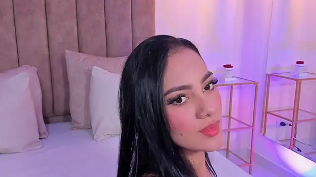 mallie quinn online show from April 2026 01:39:02 PM