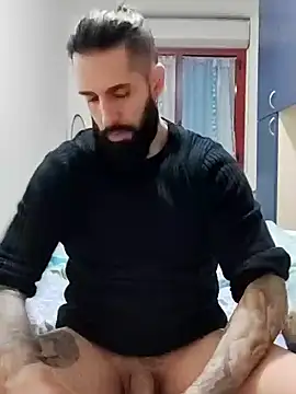 Snapshot of Gioeltoro89 chatting on December 2024 03:52:01 PM Gioeltoro89 online show from December 2024 03:52:01 PM