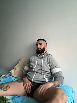 Snapshot of Gioeltoro89 chatting on January 2025 03:50:01 PM Gioeltoro89 online show from January 2025 03:50:01 PM