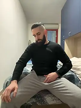 Snapshot of Gioeltoro89 chatting on February 2025 05:18:01 PM Gioeltoro89 online show from February 2025 05:18:01 PM