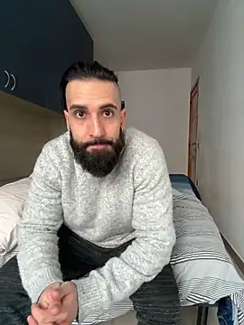 Snapshot of Gioeltoro89 chatting on March 2025 04:22:01 PM Gioeltoro89 online show from March 2025 04:22:01 PM