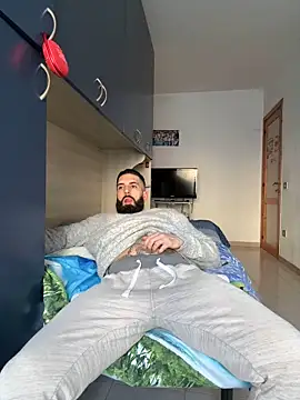 Snapshot of Gioeltoro89 chatting on March 2025 03:45:02 PM Gioeltoro89 online show from March 2025 03:45:02 PM