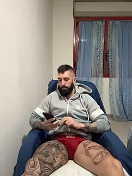 Snapshot of Gioeltoro89 chatting on November 2025 03:45:01 PM Gioeltoro89 online show from November 2025 03:45:01 PM