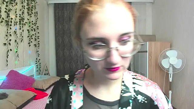 Miss Elsa  online show from December 2024 08:20:01 AM