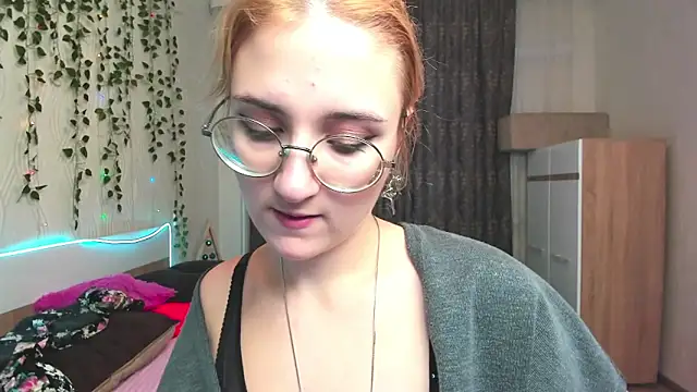 Miss Elsa  online show from December 2024 03:36:01 AM