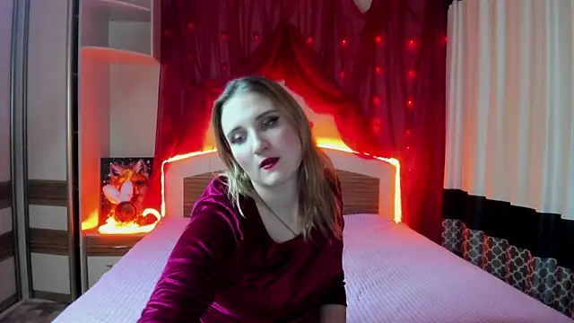 Snapshot of Miss_Elsa_ chatting on December 2025 04:45:02 PM Miss Elsa online show from December 2025 04:45:02 PM