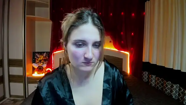 Snapshot of Miss_Elsa_ chatting on December 2025 01:15:01 PM Miss Elsa online show from December 2025 01:15:01 PM