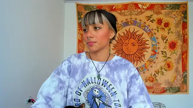Snapshot of Demeter__ chatting on June 2026 05:34:02 PM Demeter online show from June 2026 05:34:02 PM