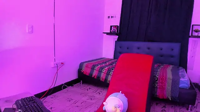 Camila TransGirl online show from March 2025 07:30:01 AM