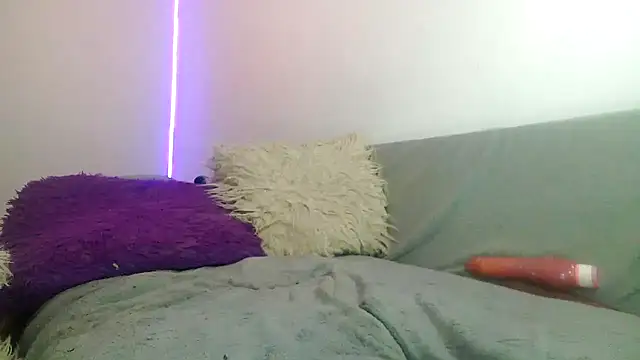 princesskitty111 online show from February 2025 12:08:02 AM