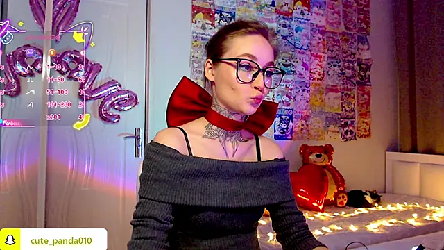 Milky way UwU online show from February 2026 04:31:01 AM