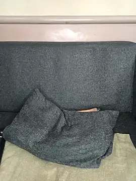 Snapshot of slimcate91 chatting on February 2025 02:14:02 PM slimcate91 online show from February 2025 02:14:02 PM