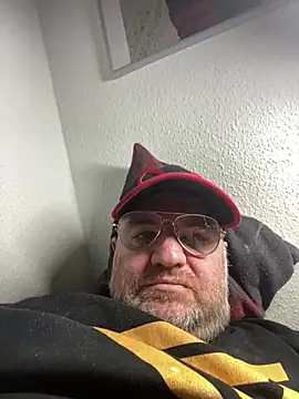 Snapshot of thetobmaster200 chatting on March 2025 02:29:01 PM thetobmaster200 online show from March 2025 02:29:01 PM