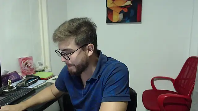 Snapshot of Dylanwish chatting on January 2025 11:28:01 PM Dylanwish online show from January 2025 11:28:01 PM