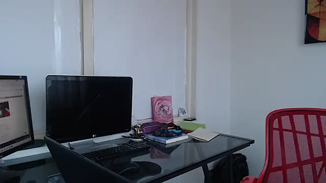 Snapshot of Dylanwish chatting on February 2025 08:03:01 PM Dylanwish online show from February 2025 08:03:01 PM