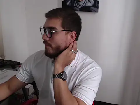 Snapshot of Dylanwish chatting on December 2025 07:53:01 PM Dylanwish online show from December 2025 07:53:01 PM