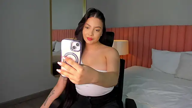 Snapshot of NathRossi chatting on February 2025 11:03:02 PM NathRossi online show from February 2025 11:03:02 PM