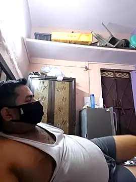 bobbyronak online show from October 2025 07:01:02 PM