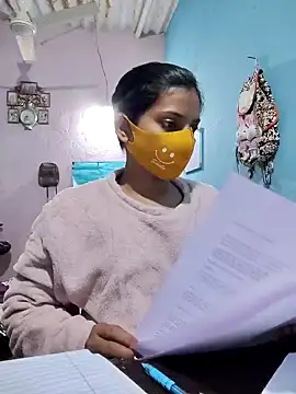 Snapshot of Kashish_SC chatting on December 2024 01:40:02 AM Kashish SC online show from December 2024 01:40:02 AM