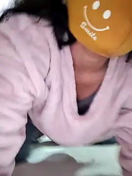 Snapshot of Kashish_SC chatting on January 2025 12:09:01 AM Kashish SC online show from January 2025 12:09:01 AM