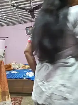 Snapshot of Kashish_SC chatting on February 2025 11:52:02 PM Kashish SC online show from February 2025 11:52:02 PM