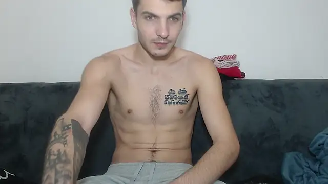 Snapshot of Your_perfect_boy chatting on December 2024 10:47:01 PM Your perfect boy online show from December 2024 10:47:01 PM