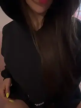 MariaIsabella8 online show from April 2026 09:15:01 PM