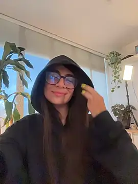 MariaIsabella8 online show from April 2026 09:39:33 PM