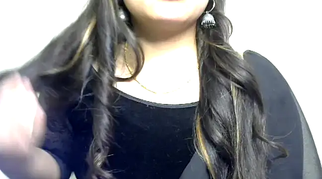 Snapshot of Come-on-over chatting on February 2025 09:17:01 PM Come-on-over online show from February 2025 09:17:01 PM