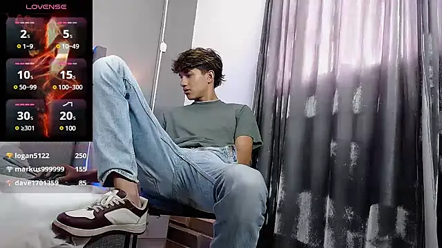 Snapshot of jason_graeats chatting on January 2025 10:31:02 PM jason graeats online show from January 2025 10:31:02 PM