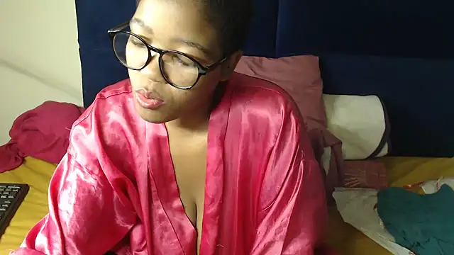 Busty-Londie online show from March 2025 06:54:02 PM