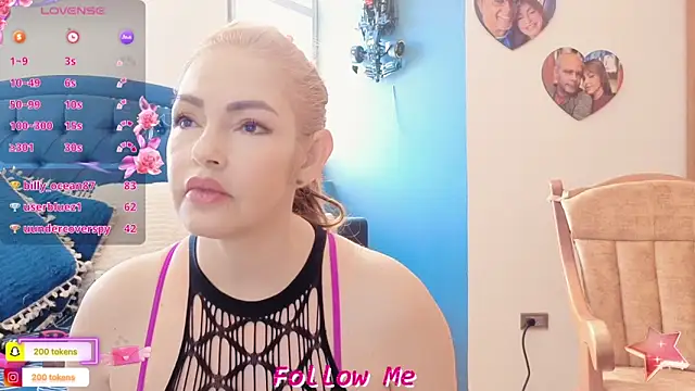 Snapshot of QueenYsuRey chatting on January 2025 01:41:02 PM QueenYsuRey online show from January 2025 01:41:02 PM