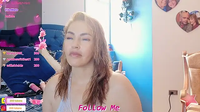 Snapshot of QueenYsuRey chatting on January 2025 03:32:02 PM QueenYsuRey online show from January 2025 03:32:02 PM