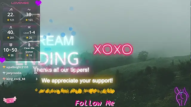 Snapshot of QueenYsuRey chatting on October 2025 04:56:01 AM QueenYsuRey online show from October 2025 04:56:01 AM