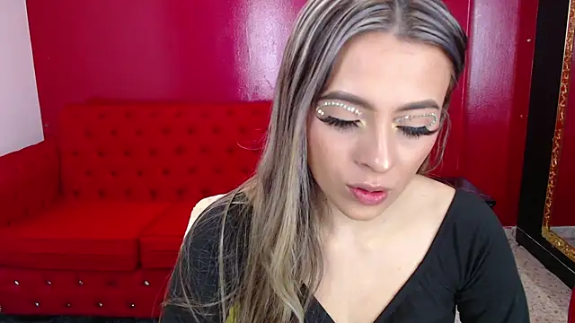 Snapshot of miacarperr1 chatting on January 2025 08:37:02 PM miacarperr1 online show from January 2025 08:37:02 PM