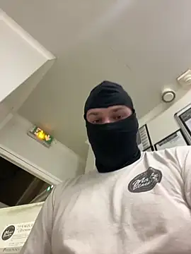 Lilian 701 online show from April 2026 12:19:01 AM