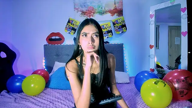 Snapshot of Amberx_Sweet chatting on June 2026 08:01:02 PM Amberx Sweet online show from June 2026 08:01:02 PM