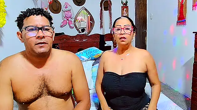 Snapshot of rosi_pamela chatting on December 2025 02:24:02 PM rosi pamela online show from December 2025 02:24:02 PM