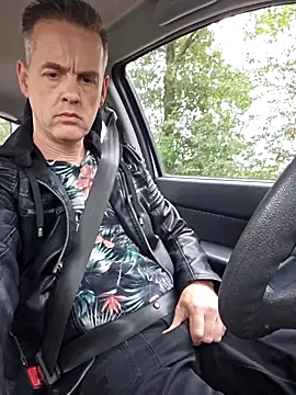 Hectorthyssen1 online show from September 2025 03:03:02 PM