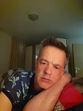 Hectorthyssen1 online show from May 2026 07:24:01 AM
